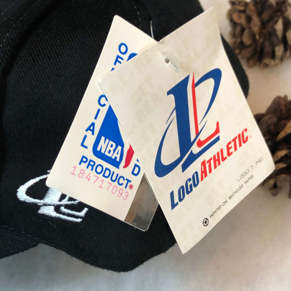 Vintage Deadstock NWT NBA Chicago Bulls 1997 Champions Logo Athletic Snapback Hat