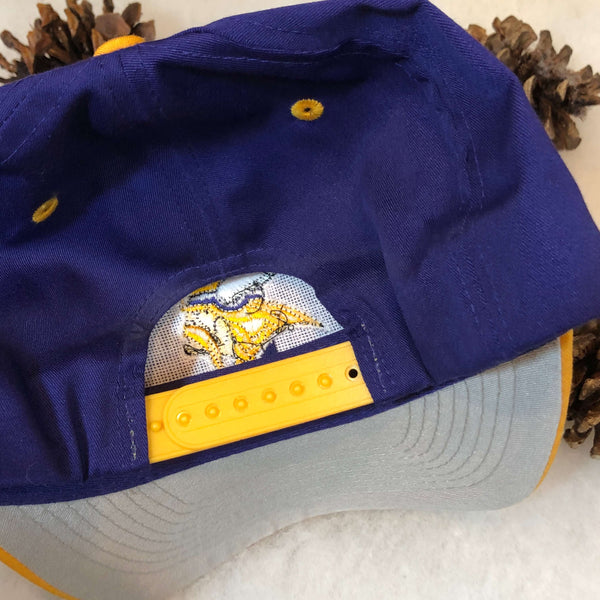 Vintage Deadstock NWOT NFL Minnesota Vikings Logo Athletic Twill Snapback Hat