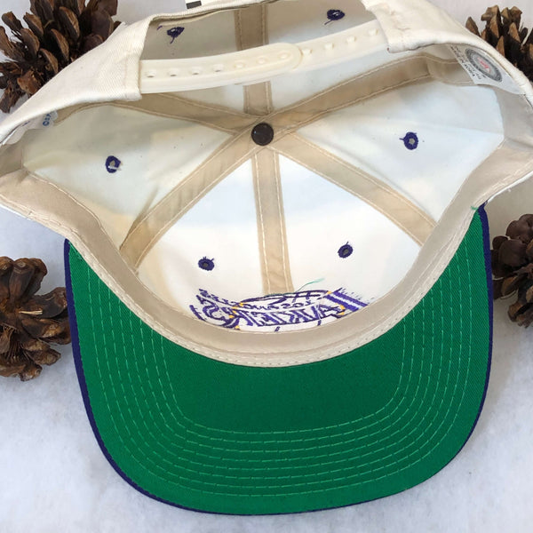 Vintage Deadstock NWT NBA Los Angeles Lakers Drew Pearson YoungAn Twill Snapback Hat