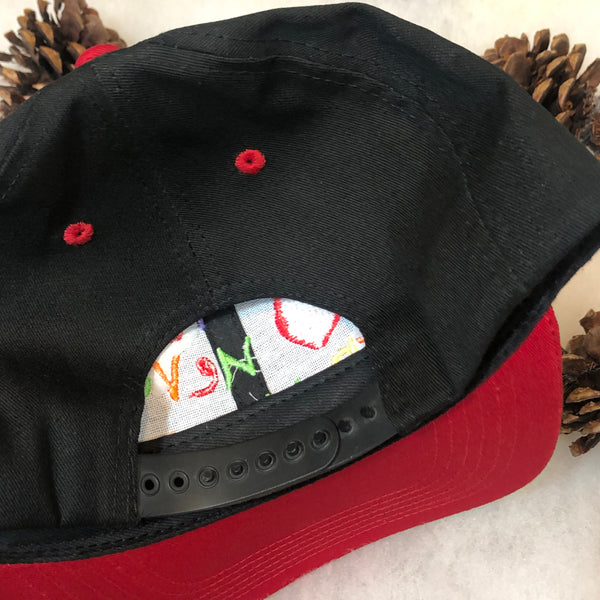 Vintage Deadstock NWT Disney "I Am Never Growing Up" Twill Snapback Hat