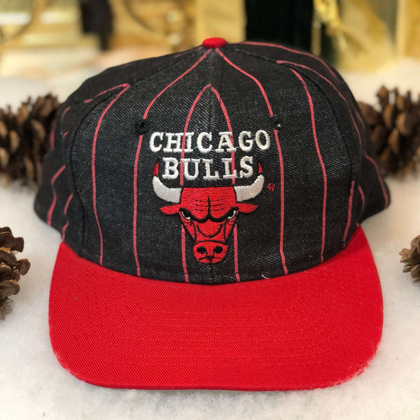 Vintage Deadstock NWOT NBA Chicago Bulls Pinstripe Universal Snapback Hat