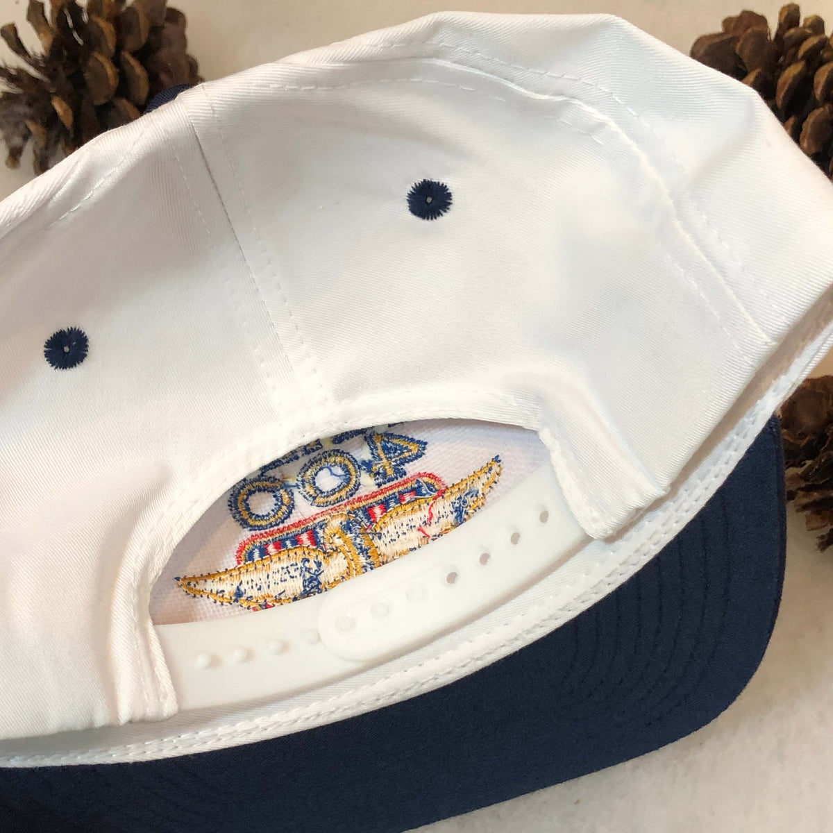 Casquette Headmaster Brickyard 400 1996 - Bleu Foncé - Snapback Réglable