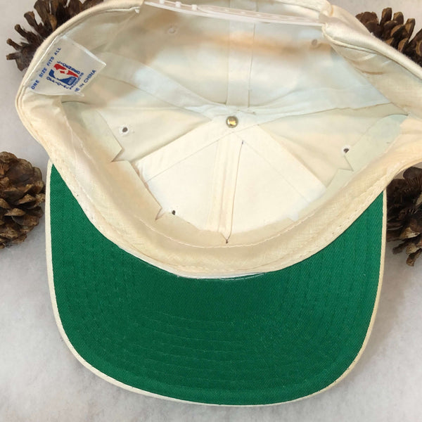 Vintage Deadstock NWT 1992 NBA Finals Chicago Bulls Universal Twill Snapback Hat