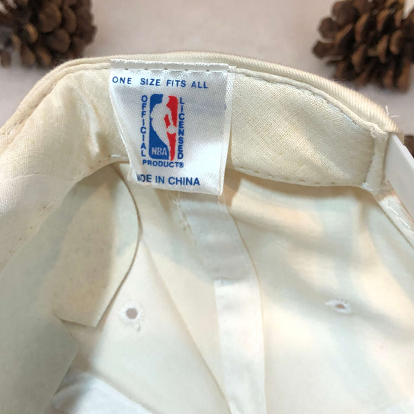 Vintage Deadstock NWT 1992 NBA Finals Chicago Bulls Universal Twill Snapback Hat
