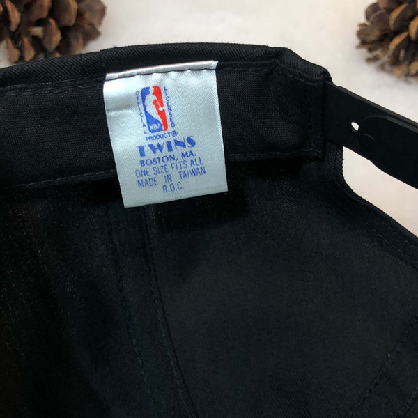 Vintage Deadstock NWOT NBA Philadelphia 76ers Twins Enterprise Bar Line Twill Snapback Hat