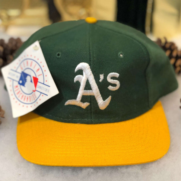 Vintage Deadstock NWT MLB Oakland Athletics Universal Wool Snapback Hat