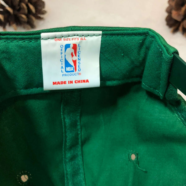 Vintage Deadstock NWOT NBA Seattle Supersonics Universal Twill Snapback Hat