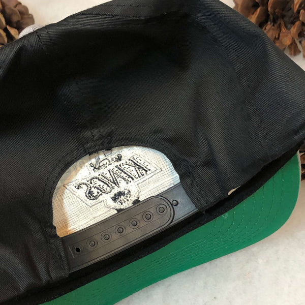 Vintage Deadstock NWOT NHL Los Angeles Kings Twins Enterprise Bar Line Twill Snapback Hat