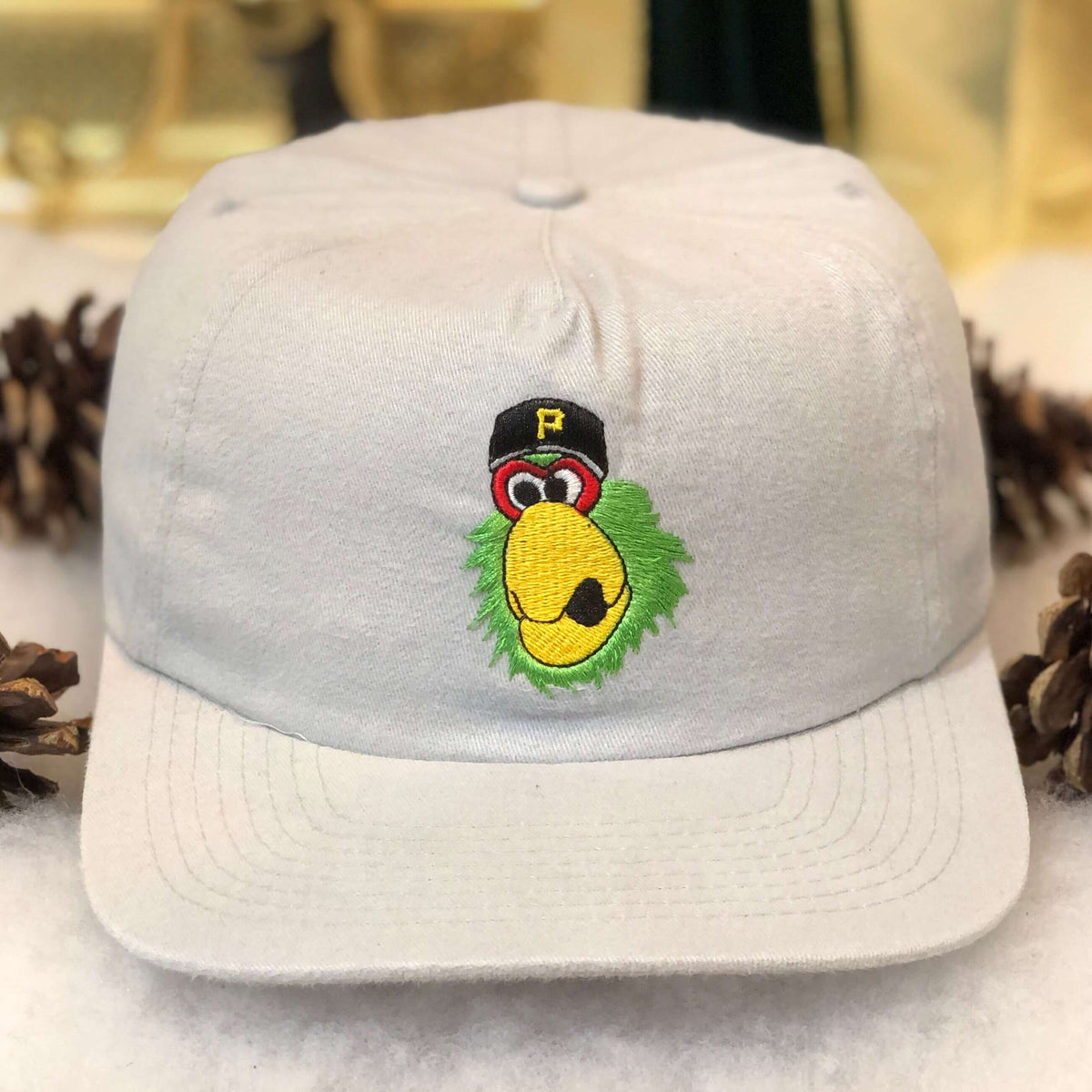 Vintage MLB Pittsburgh Pirates Pirate Parrot Mascot Snapback Hat – 🎅 Bad  Santa