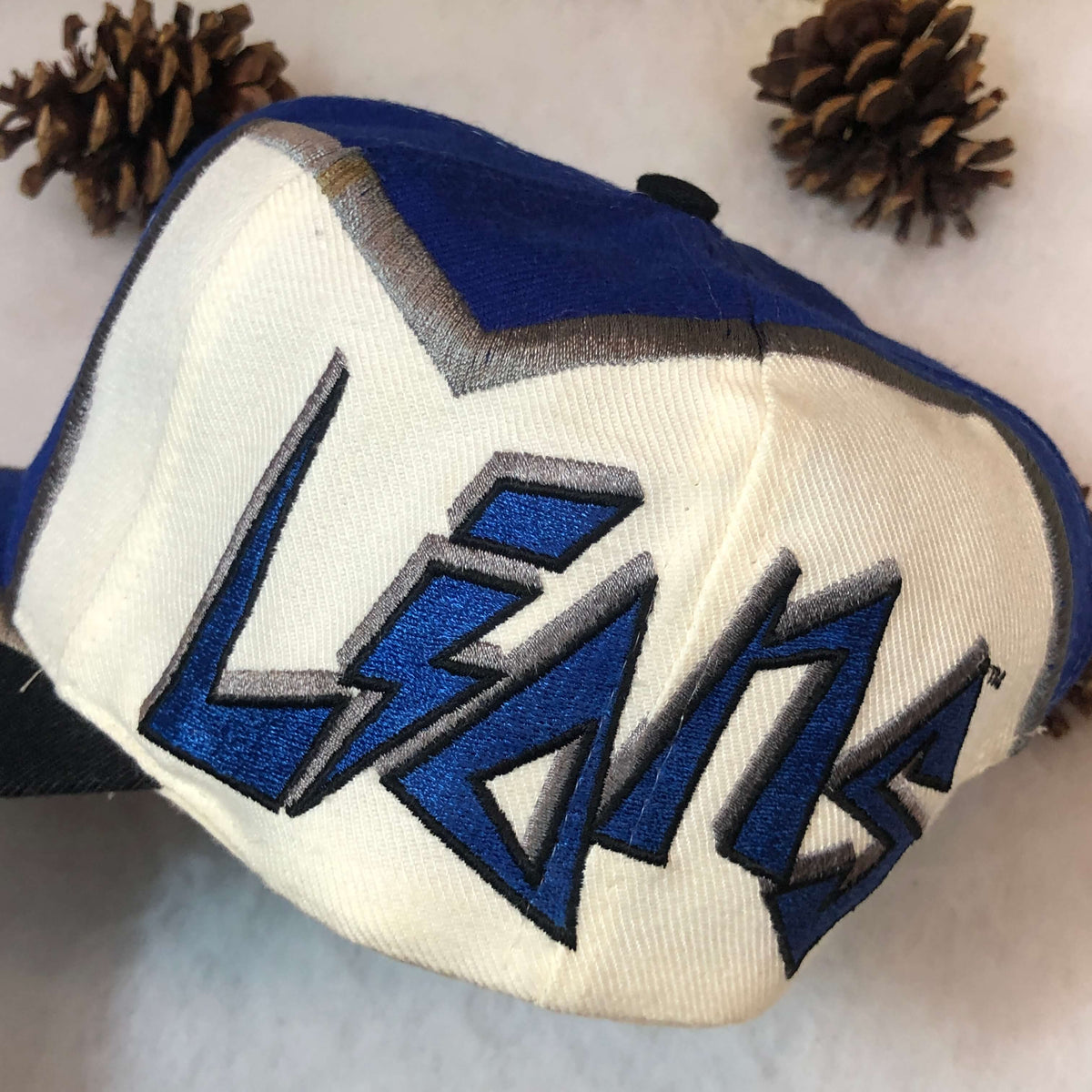 Vintage NFL Detroit Lions Top of the World Bolt Wool Snapback Hat – 