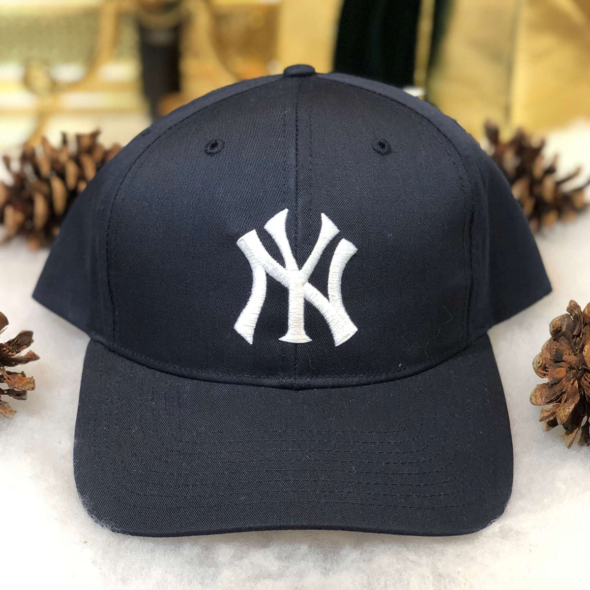 Vintage Twins Enterprise NY Yankees Snapback Hat Green Bottom New NWT