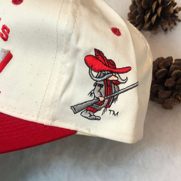 Vintage Deadstock NWT NCAA UNLV Runnin' Rebels Cardinal Cap Twill Snapback Hat