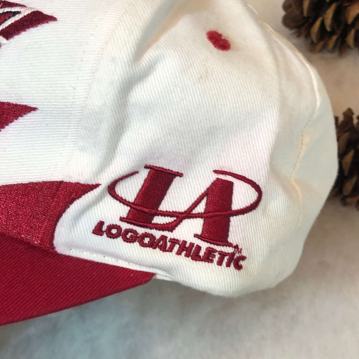 Vintage NHL St. Louis Blues Logo Athletic Sharktooth Snapback Hat – 🎅 Bad  Santa