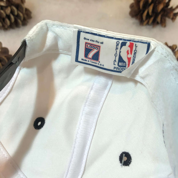 Vintage Deadstock NWT NBA Chicago Bulls Logo 7 Sharktooth Snapback Hat