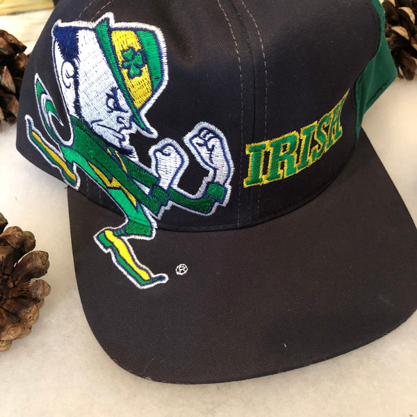 Vintage Deadstock NWOT Twins Enterprise NCAA Notre Dame Fighting Irish Big Logo Snapback Hat