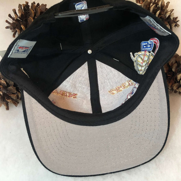 Vintage Deadstock NWT 1997 NBA Champions Chicago Bulls Logo Athletic Snapback Hat
