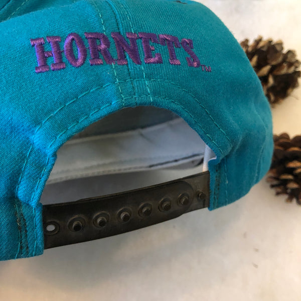 Vintage Deadstock NWT New Era NBA Charlotte Hornets Snapback Hat
