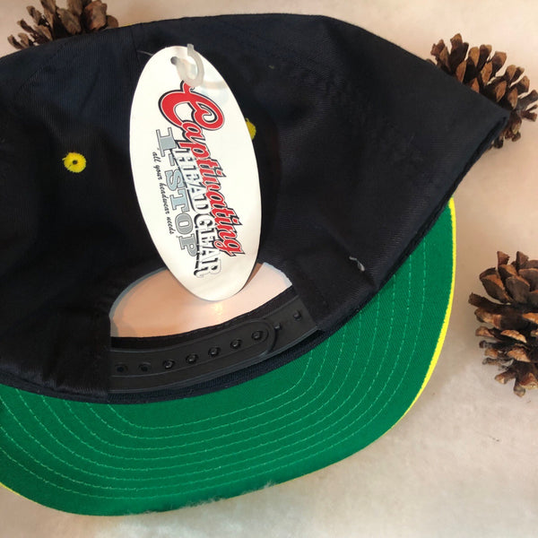 Vintage Deadstock NWT NCAA Michigan Wolverines Captivating Headwear Twill Snapback Hat