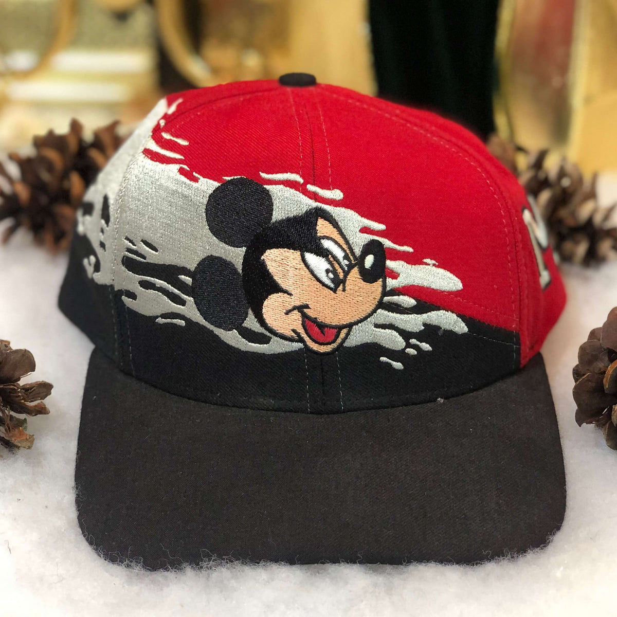 Vintage Disney Mickey Mouse Splash Snapback Hat – 