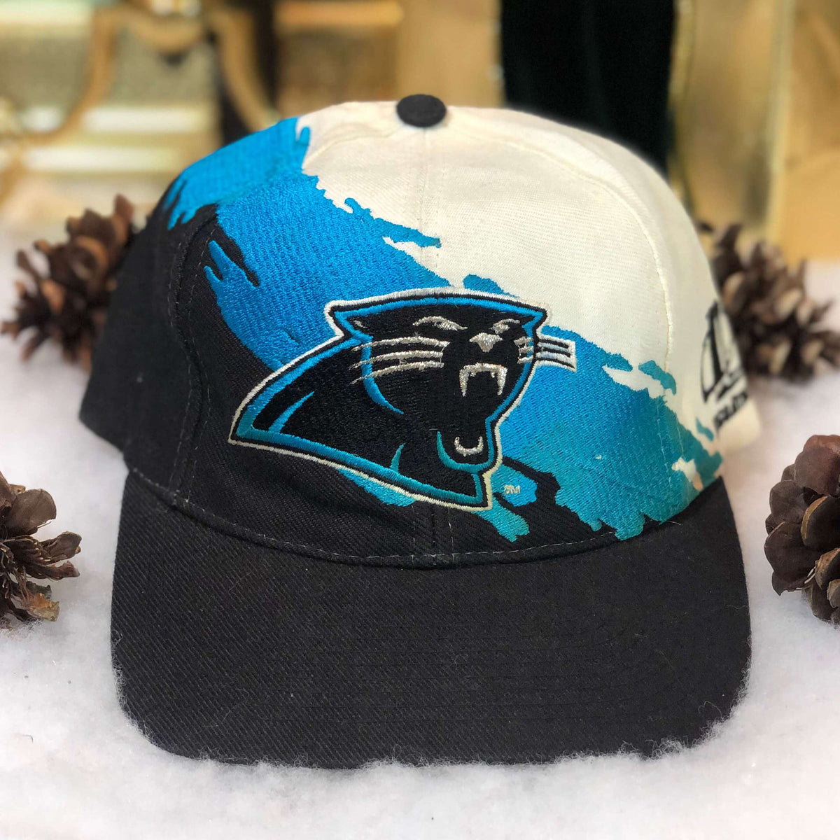 Vintage NFL Carolina Panthers Logo Athletic Splash Snapback Hat – 