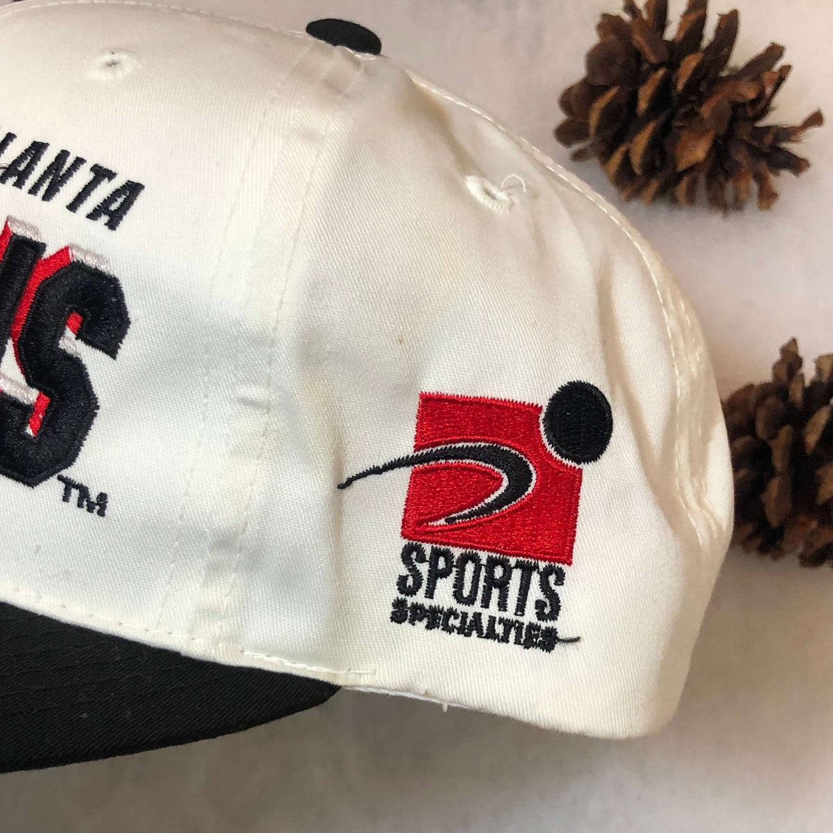 Vintage MLB Atlanta Braves Sports Specialties Shadow Snapback Hat – 🎅 Bad  Santa