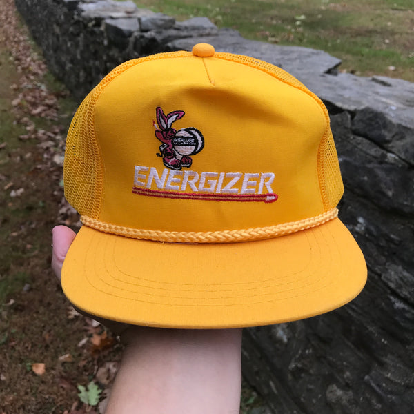 Vintage Deadstock NWOT Yupoong Energizer Bunny Yellow Trucker Hat Snapback