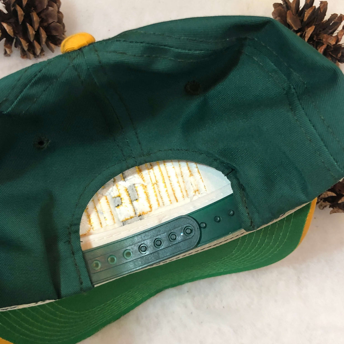 Vintage MLB Oakland Athletics YoungAn Twill Snapback Hat – 🎅 Bad Santa