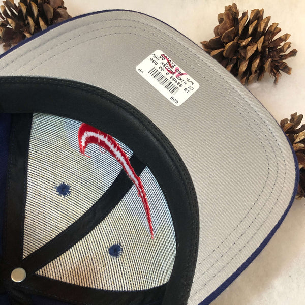 Vintage Deadstock NWOT NCAA UConn Connecticut Huskies Nike Wool Snapback Hat