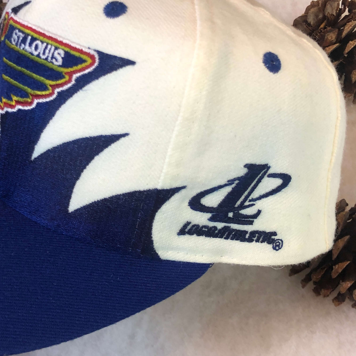 St Louis Blues Logo Athletic Spash SnapBack Hat –