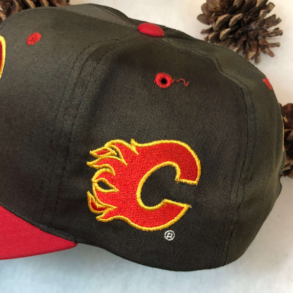 Vintage NHL Calgary Flames The G Cap Twill Snapback Hat