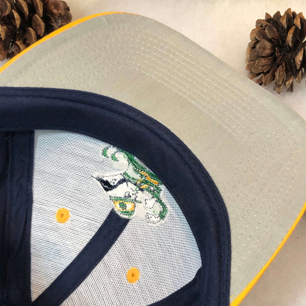 Vintage Deadstock NWOT NCAA Notre Dame Fighting Irish Logo 7 Twill Snapback Hat