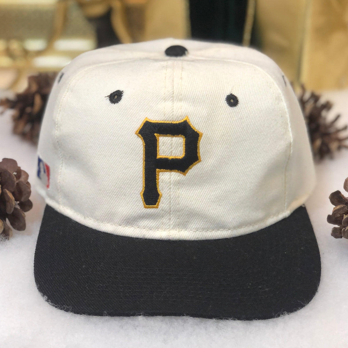 Vintage MLB Pittsburgh Pirates Sports Specialties Plain Logo Wool Snap – 🎅  Bad Santa