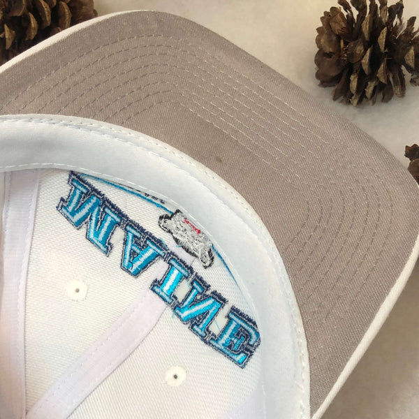 Vintage Deadstock NWT NCAA Maine Black Bears Logo Athletic Twill Snapback Hat