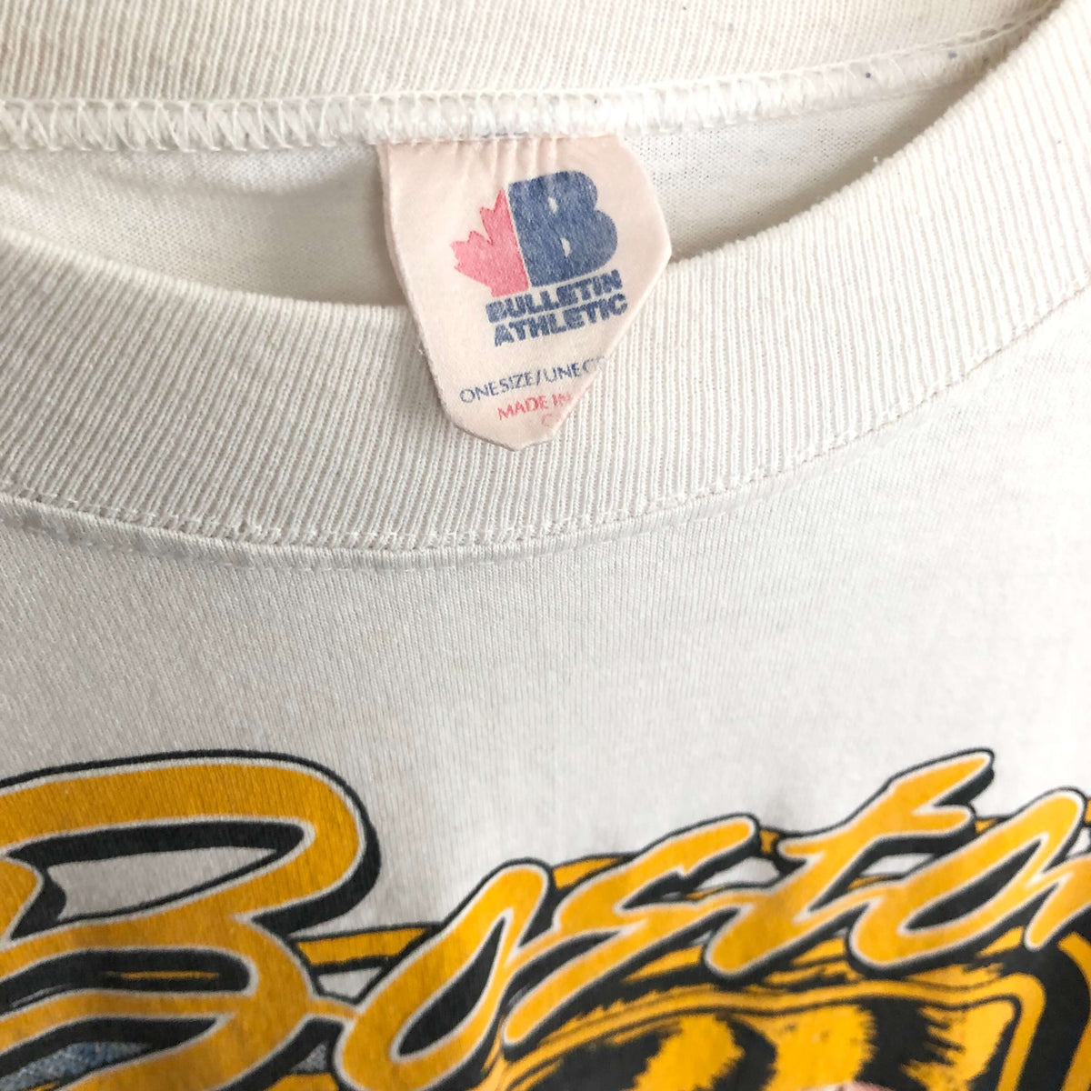 KoolThingTeez 90s Boston Bruins Bulletin Athletic NHL T-Shirt. Vintage 1991 Boston Bruins Bulletin Athletic Hockey Tee. Single Stitch - XXL Long 25 x 31