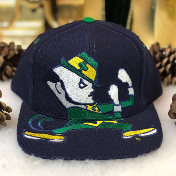 Vintage Deadstock NWOT NCAA Notre Dame Fighting Irish Signatures Monster Snapback Hat