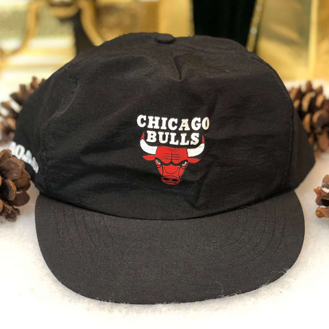 Vintage Chicago Bulls White Sox Nylon WMAQ Reversible Nylon Snapback Hat