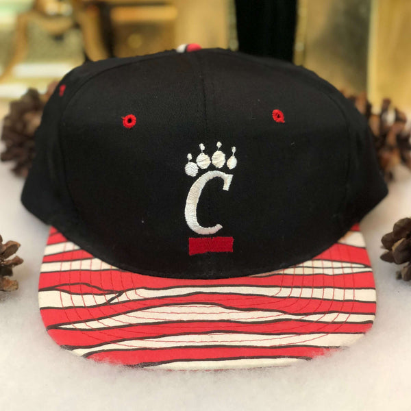 Vintage Deadstock NWOT NCAA Cincinnati Bearcats Twill Snapback Hat