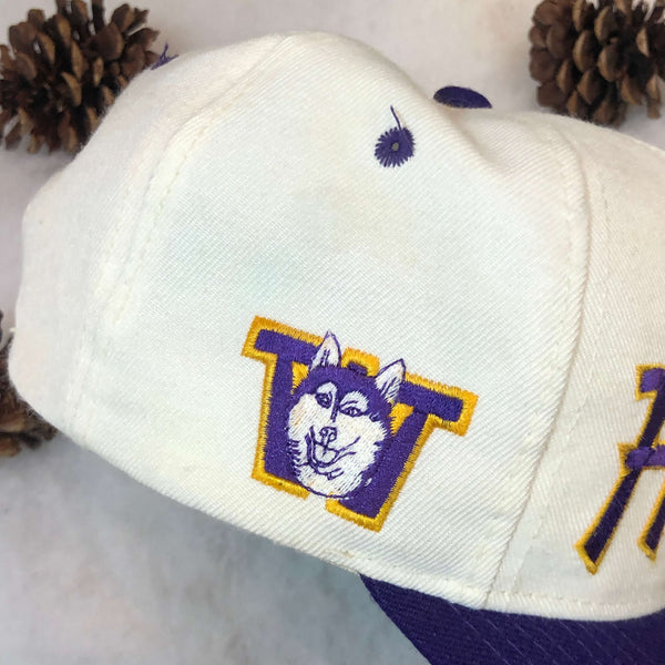 Vintage NCAA Washington Huskies Sports Specialties Script Wool Snapback Hat
