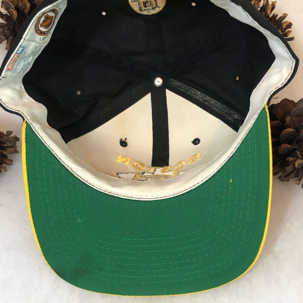 Vintage NHL Boston Bruins CCM Twill Snapback Hat