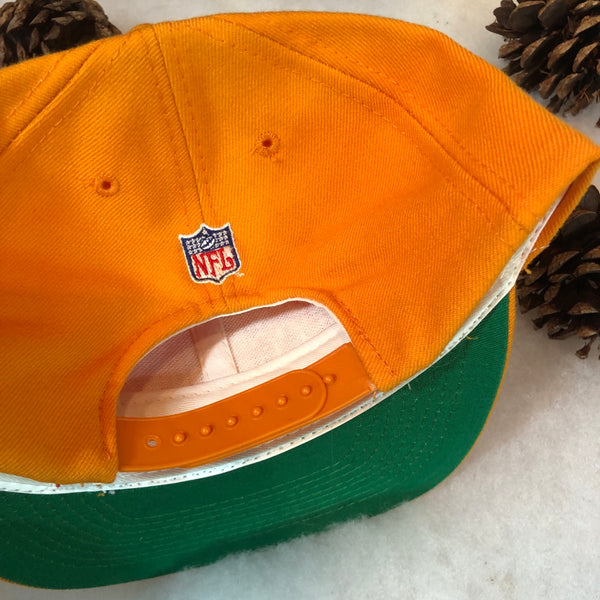 Vintage Deadstock NWOT NFL Tampa Bay Buccaneers Annco Wool Snapback Hat