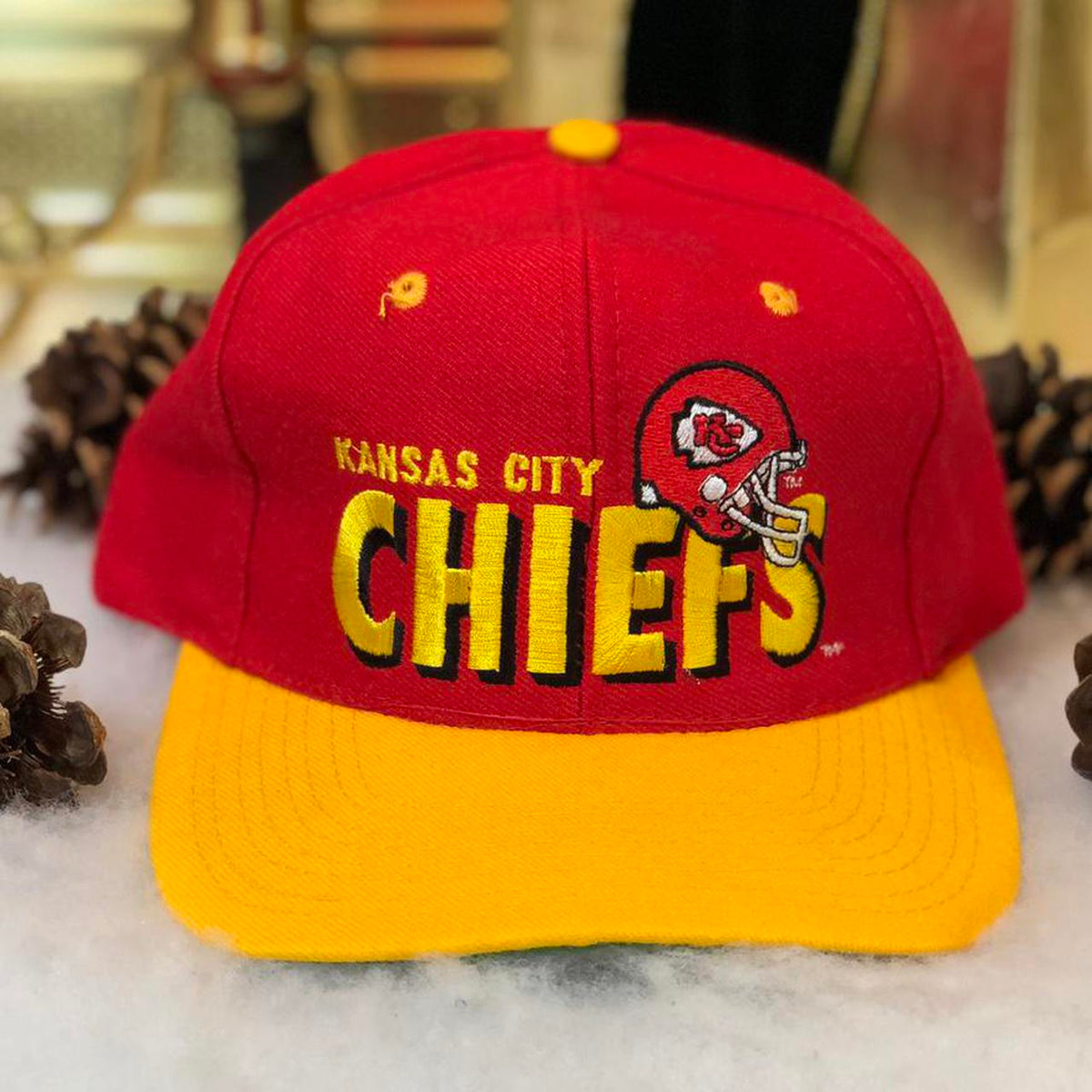 Vintage NFL Kansas City Chiefs Bolt Snapback Hat – 🎅 Bad Santa