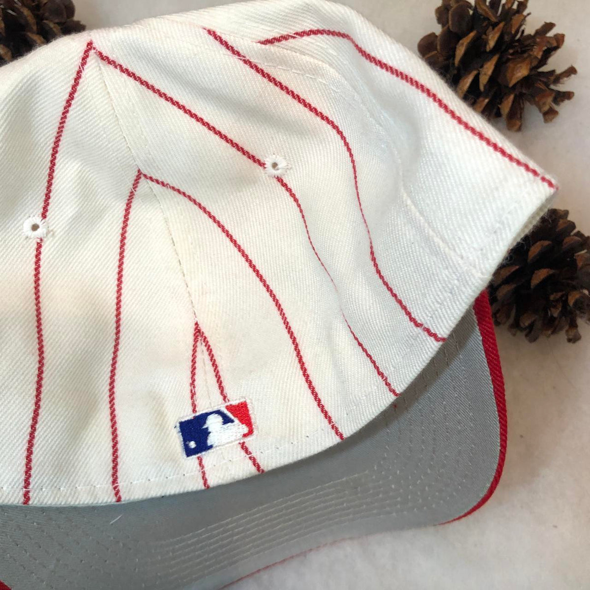 Vtg MLB Cincinnati Reds Sports Specialties Pinstripe Fitted Hat 7 1/4 – 🎅  Bad Santa