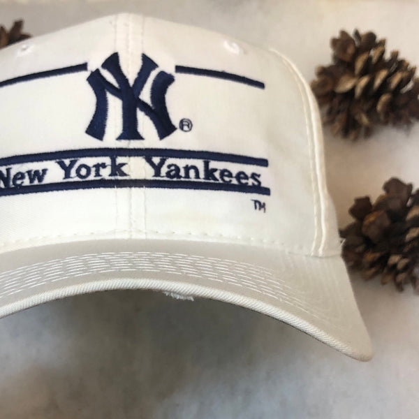 Vintage MLB New York Yankees The Game Split Bar Twill Snapback Hat