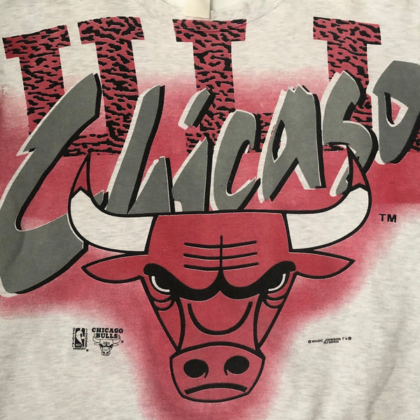 Vintage NBA Chicago Bulls Magic Johnson T’s All Over Print Crewneck Sweatshirt (L)