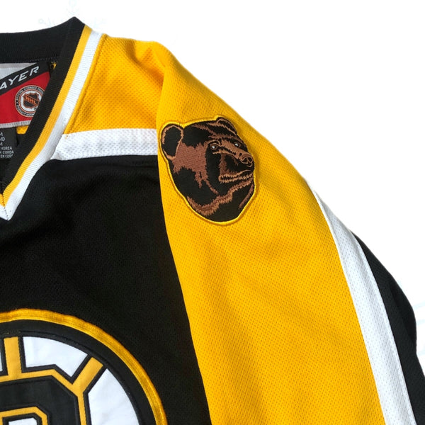 Vintage NHL Boston Bruins Pro Player *YOUTH* Jersey (S/M)