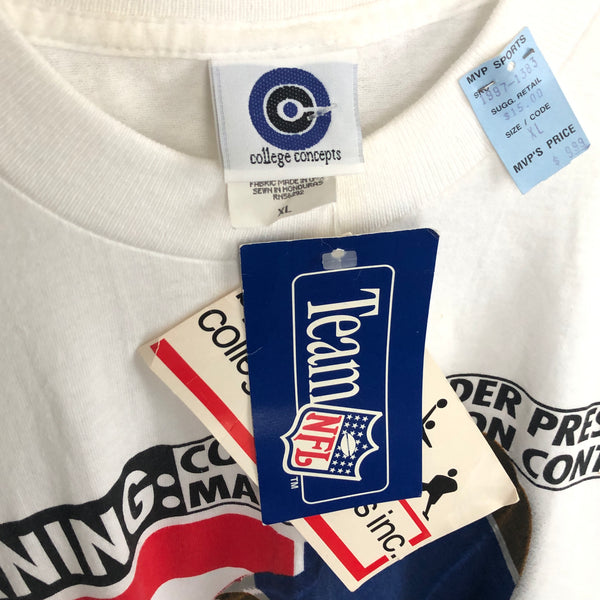 Vintage Deadstock NWT NFL New England Patriots Explosive Football Steve Grogan Autographed T-Shirt (XL)