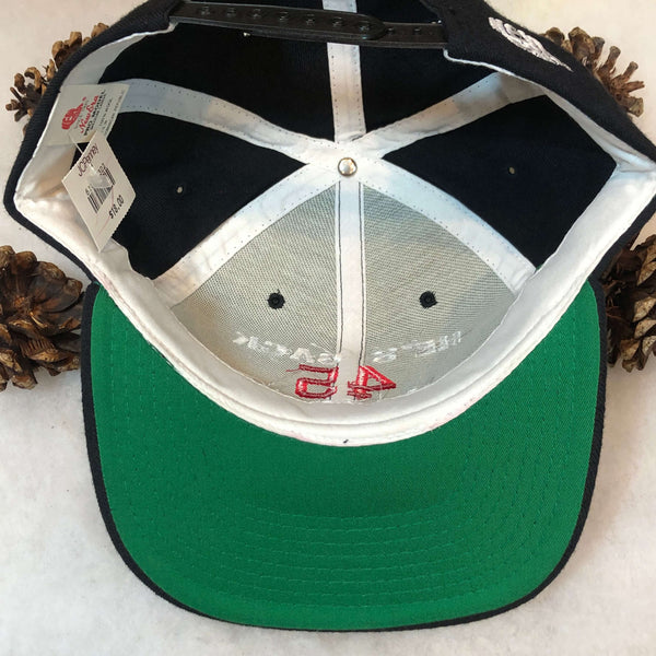 Vintage Deadstock NWT NBA Chicago Bulls Michael Jordan "He's Back!" New Era Wool Snapback Hat