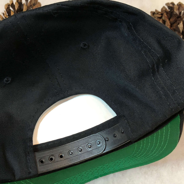 Vintage Deadstock NWT NBA Chicago Bulls Three-Peat 1991-93 World Champions Sports Specialties YoungAn Twill Snapback Hat
