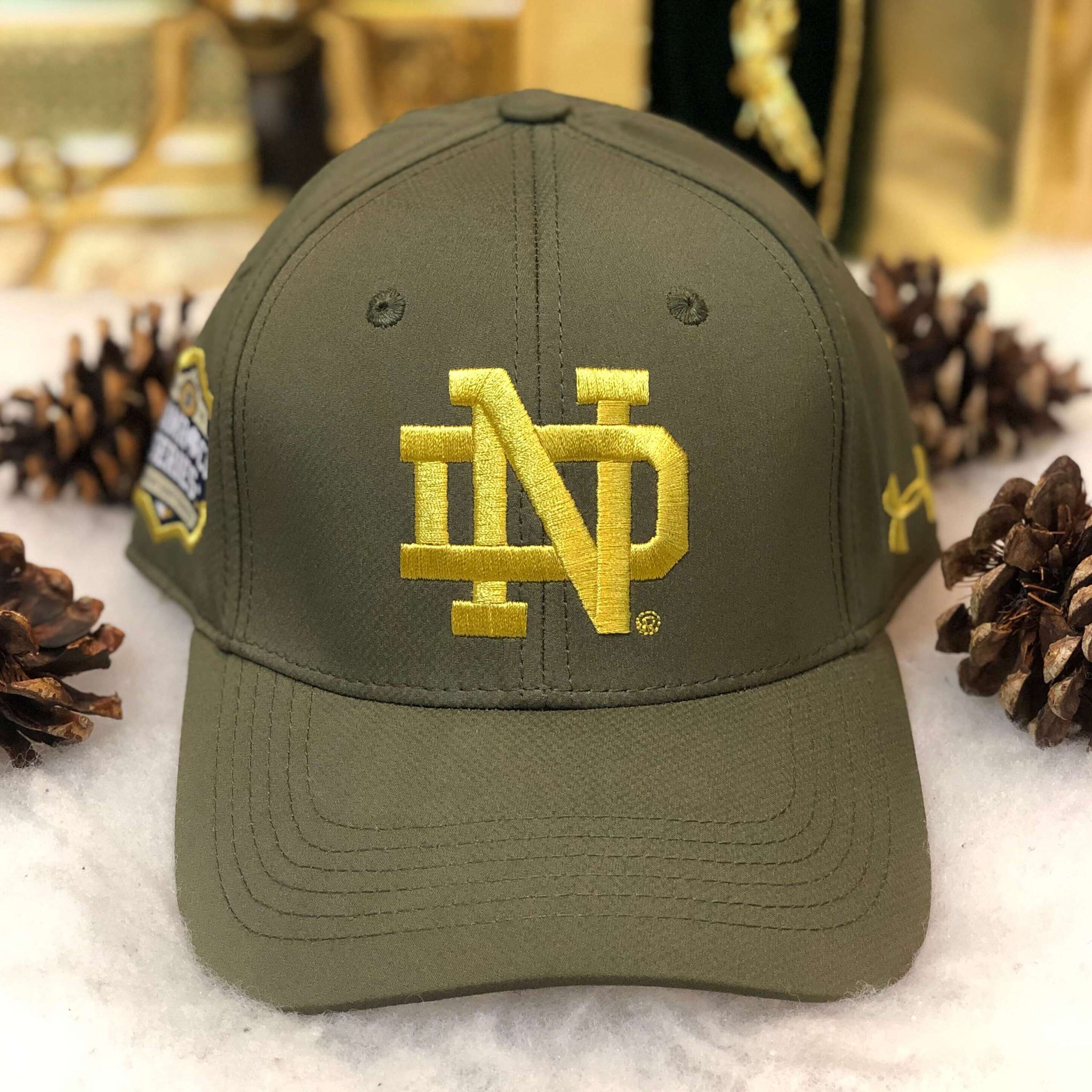 Deadstock NWT NCAA Notre Dame Fighting Irish 2016 Shamrock Series Under Armour Stretch Fit Hat