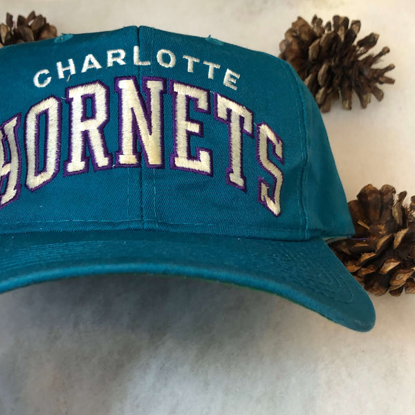 Vintage NBA Charlotte Hornets Starter Arch Twill Snapback Hat